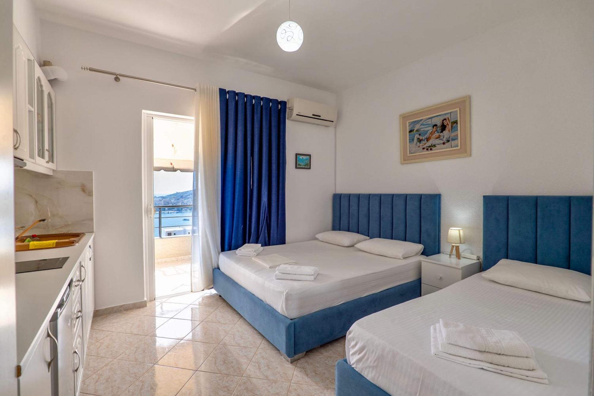 Eleni Guest House Sarandë Exterior foto